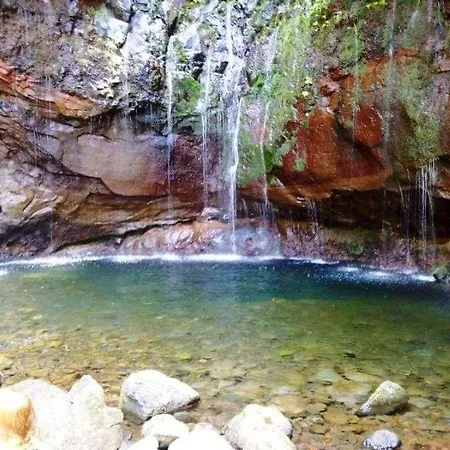 Σπίτι διακοπών Casa Dos Avos With Pool In Φουνκάλ