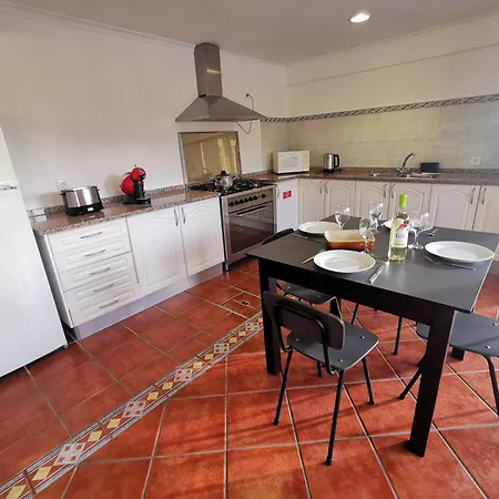 Casa Dos Avos With Pool In Funchal