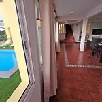 Дом отдыха Casa Dos Avos With Pool In *