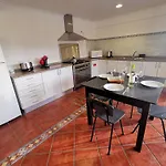 Casa Dos Avos With Pool In Funchal (Madeira)