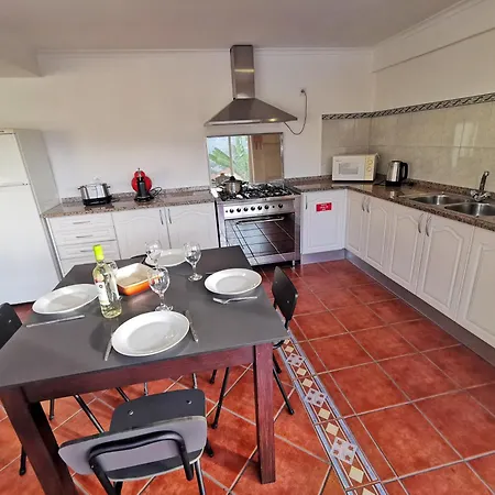 Casa Dos Avos With Pool In Holiday home Funchal (Madeira)