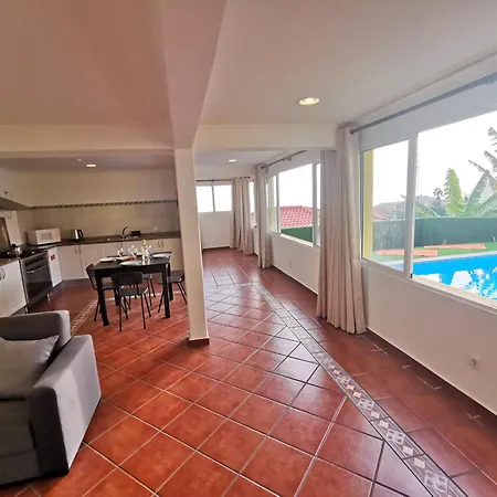Vakantiehuis Casa Dos Avos With Pool In Funchal (Madeira)