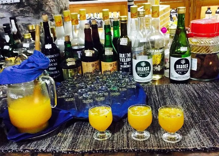 Casa Dos Avos With Pool In Hébergement de vacances *