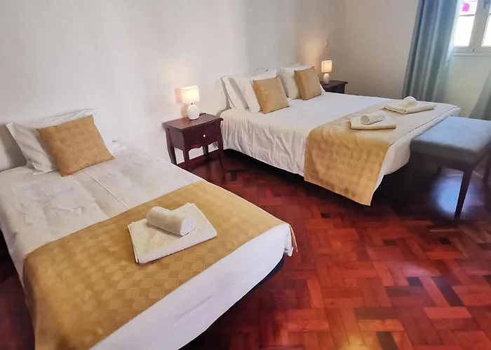 Hébergement de vacances Casa Dos Avos With Pool In *